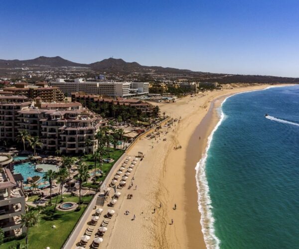 Tourists Visiting Los Cabos Warned To Be Cautious On All Beaches